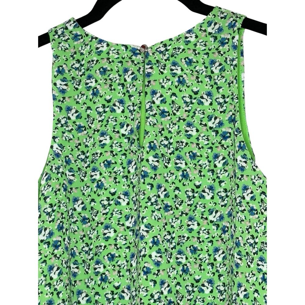 NWOT Vince Camuto Womens Classic Escape Blouse Med Ditsy Floral Feminine Green - Picture 7 of 10